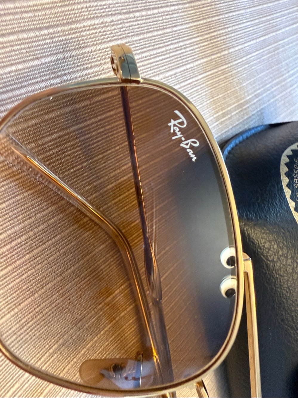 Ray Ban sun glasses - Picture 3 of 11